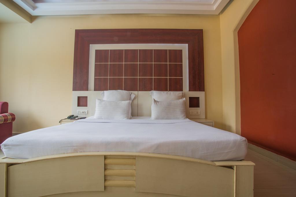 Silver Sands Beach Resort Colva Bagian luar foto